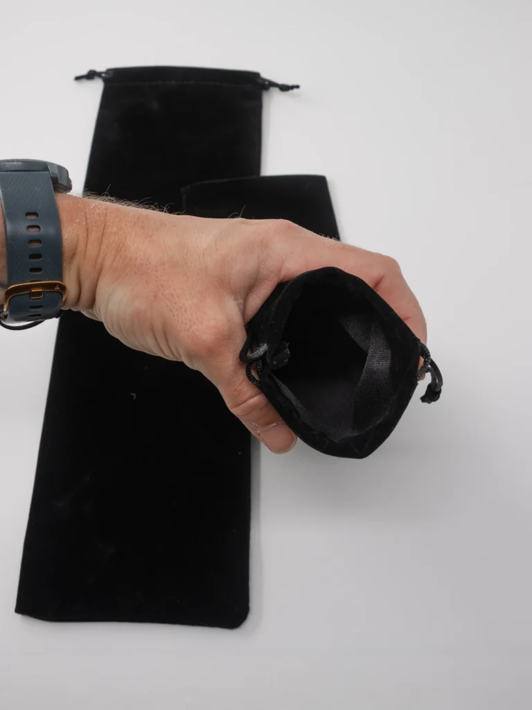 Pochette en soie 33 cm x 10 cm, rangement de prothèse pénienne