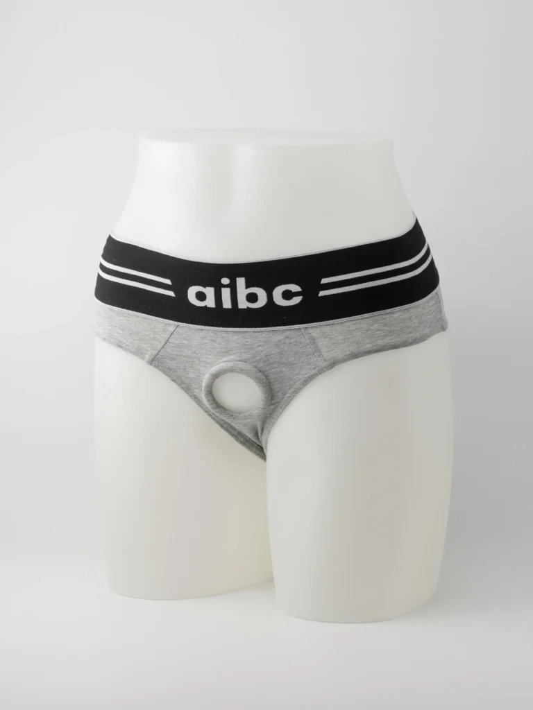 Slip-pour-rapports-sexuels-gris