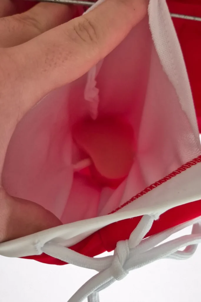 Maillot-de-bain-a-poche