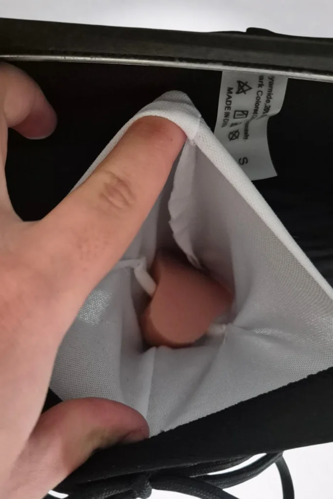 Maillot-de-bain-poche-interieur-avec-basic-s