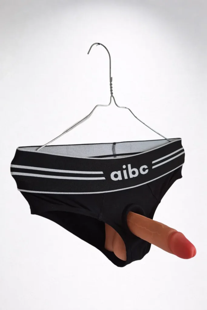 Slip-harnais-pour-rapport-avec-3en1-vu-de-cote